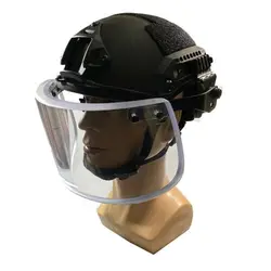 Casco balístico UHMW-PE con visor abatible y lente para riel
