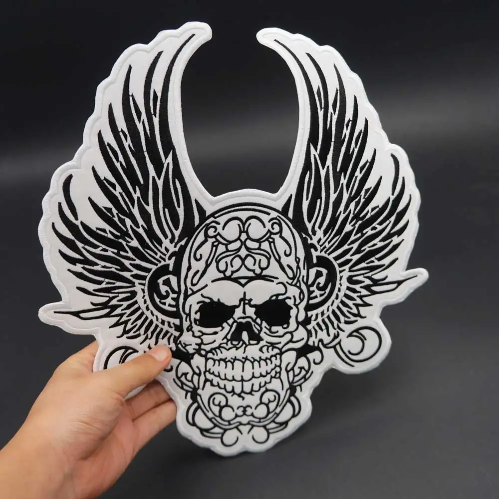 Parche calavera alas motociclista – Bordado iron-on chaqueta cuero alta calidad - imagen 2