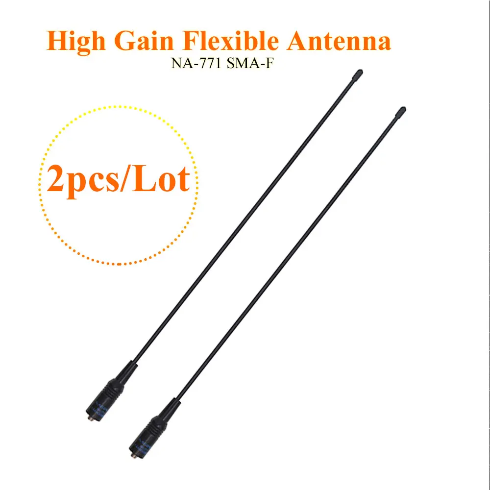 Antena Nagoya NA-771 junto a radio portátil