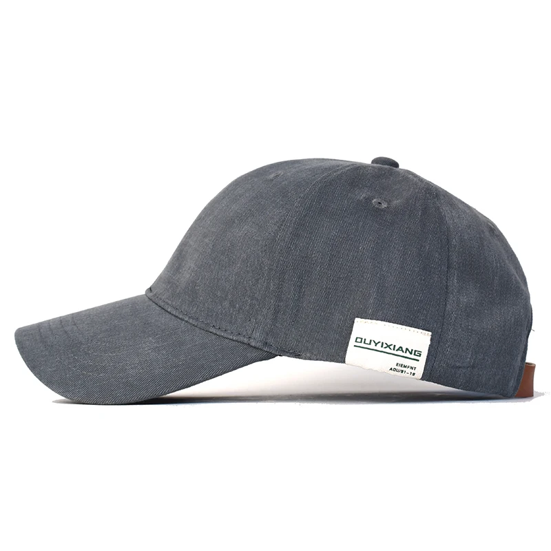 Vista frontal de la gorra deportiva estilo vintage