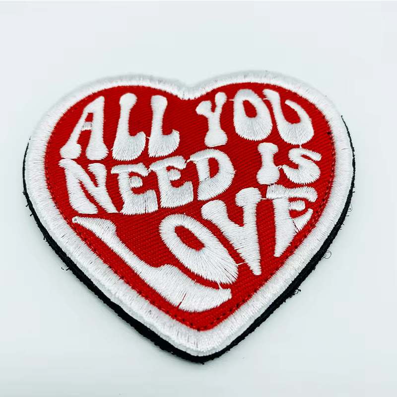 Parche táctico velcro ALL YOU NEED IS LOVE para chaqueta y mochila - imagen 5