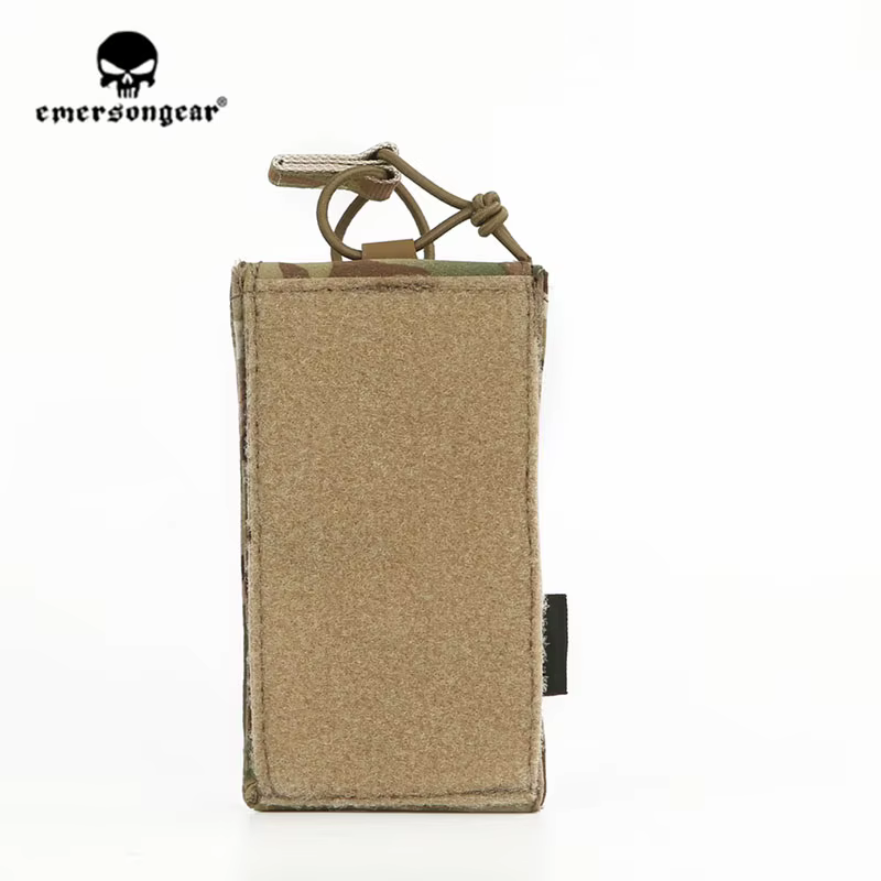 Detalle del diseño abierto de la bolsa de radio
