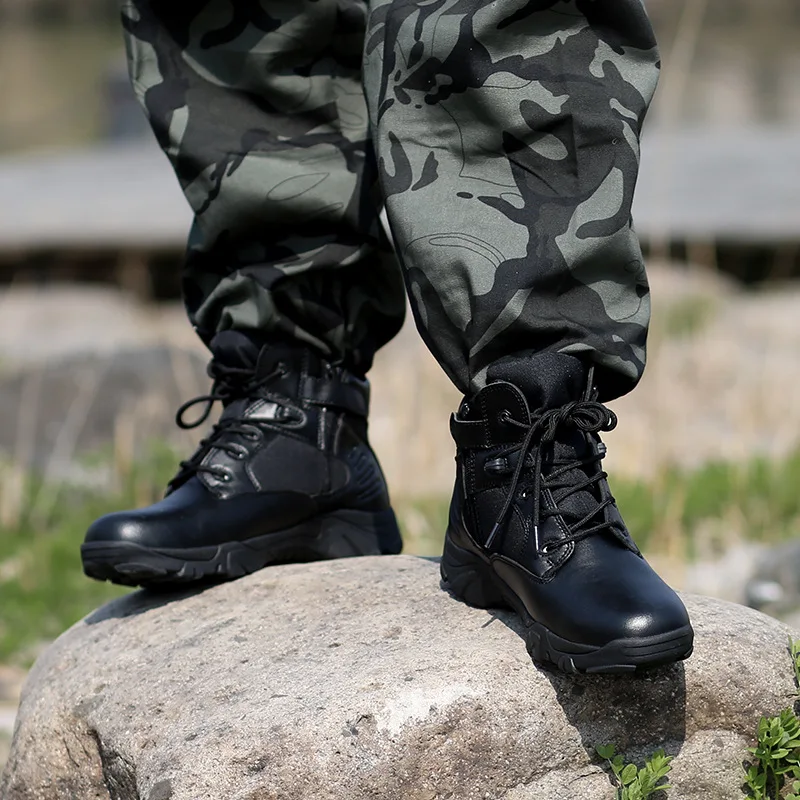 Botas TOMITANY en negro