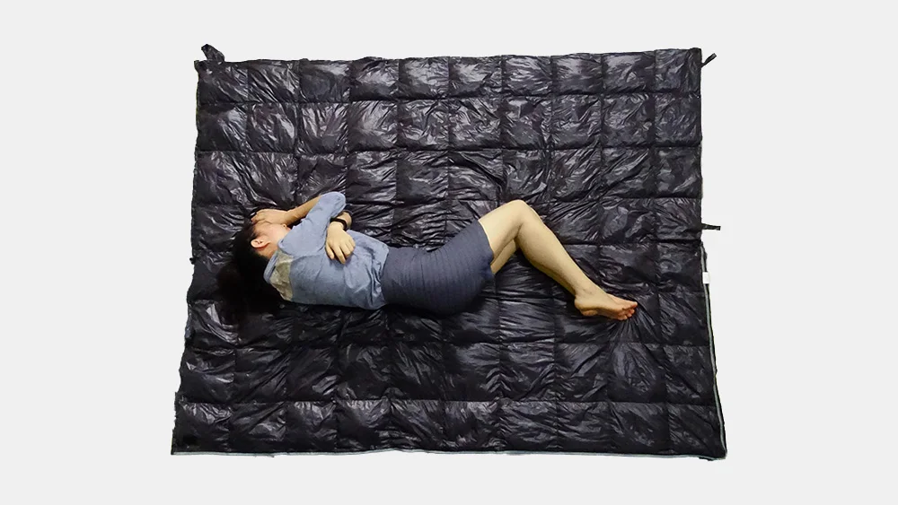 Saco de dormir en uso nocturno