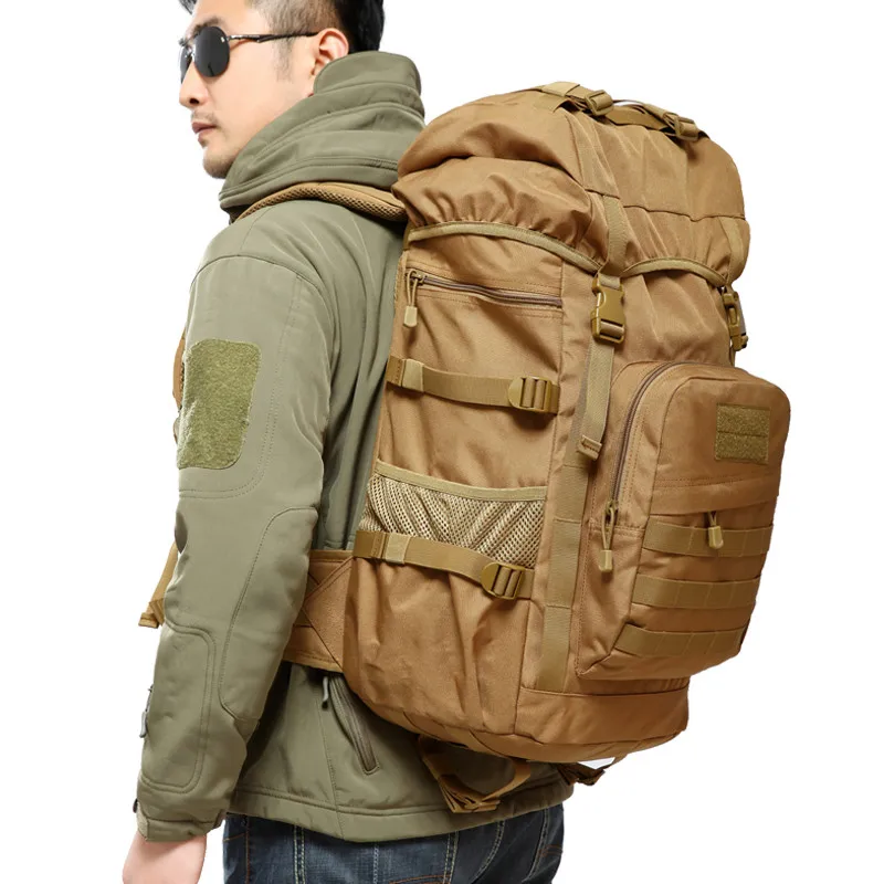 Mochila táctica 50L – senderismo y camping 900D