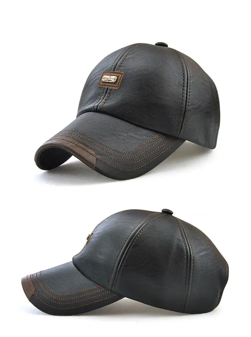Gorra negra con acabado tipo cuero PU