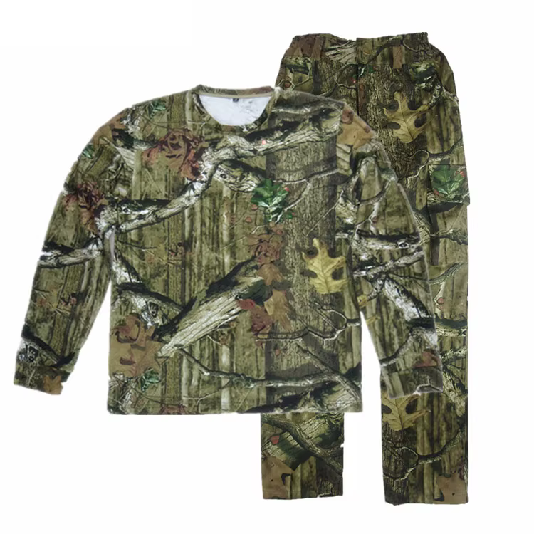 Conjunto de camiseta y pantalón de camuflaje