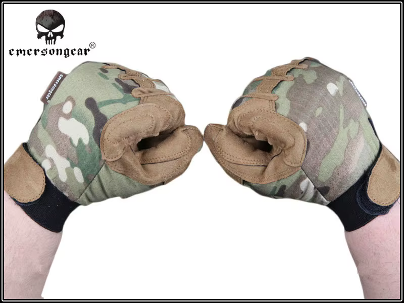 Guantes desmontados en primer plano