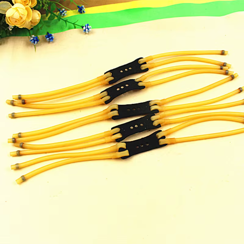 Banda elástica de goma mostrando sus seis tiras de látex