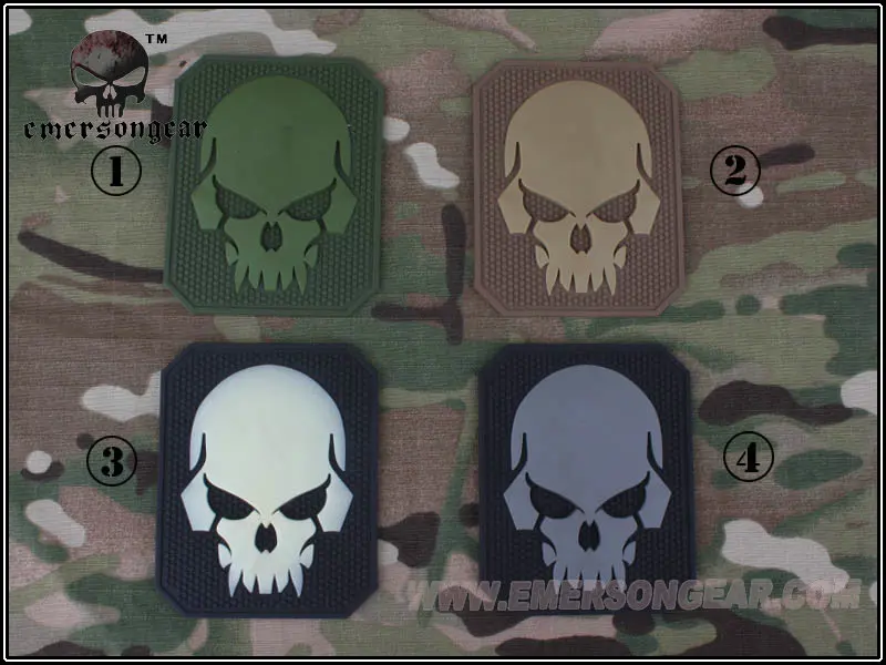 Emersongear EM5550 Parche Táctico Pirateskull PVC – Insignia Airsoft - imagen 2
