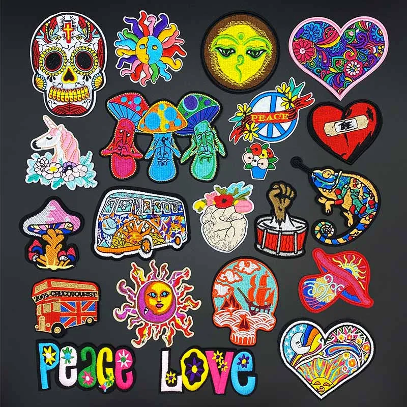 Parche bordado calavera - estilo punk para ropa y equipamiento