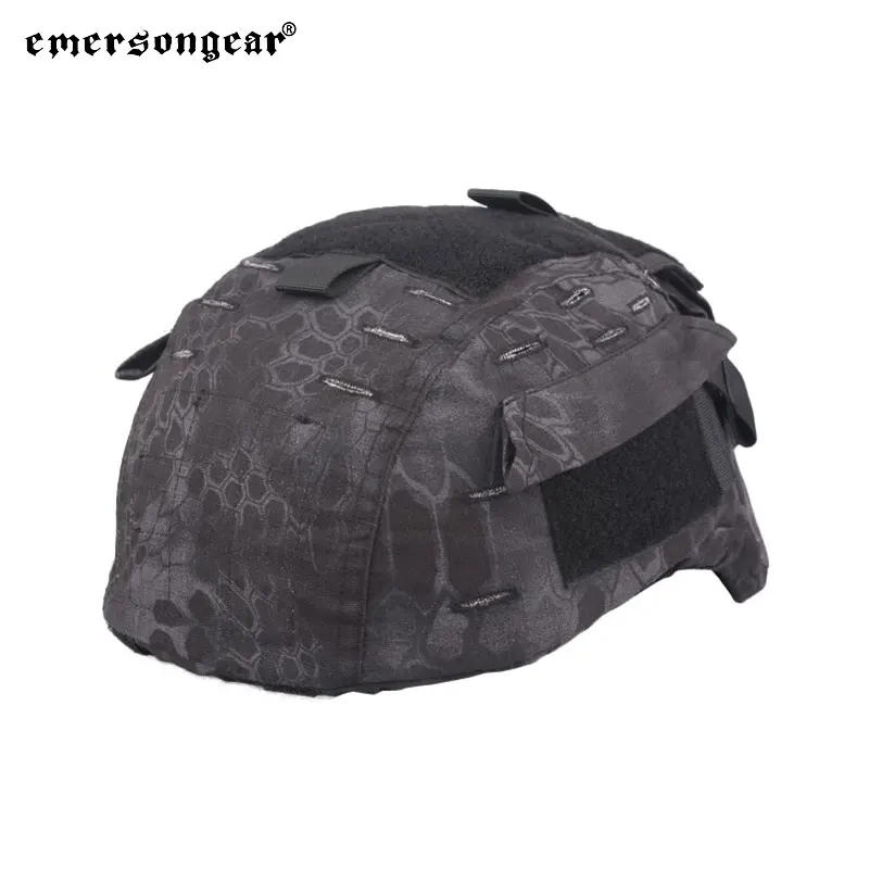 Detalle de la textura y costuras de la Emersongear Gen.2