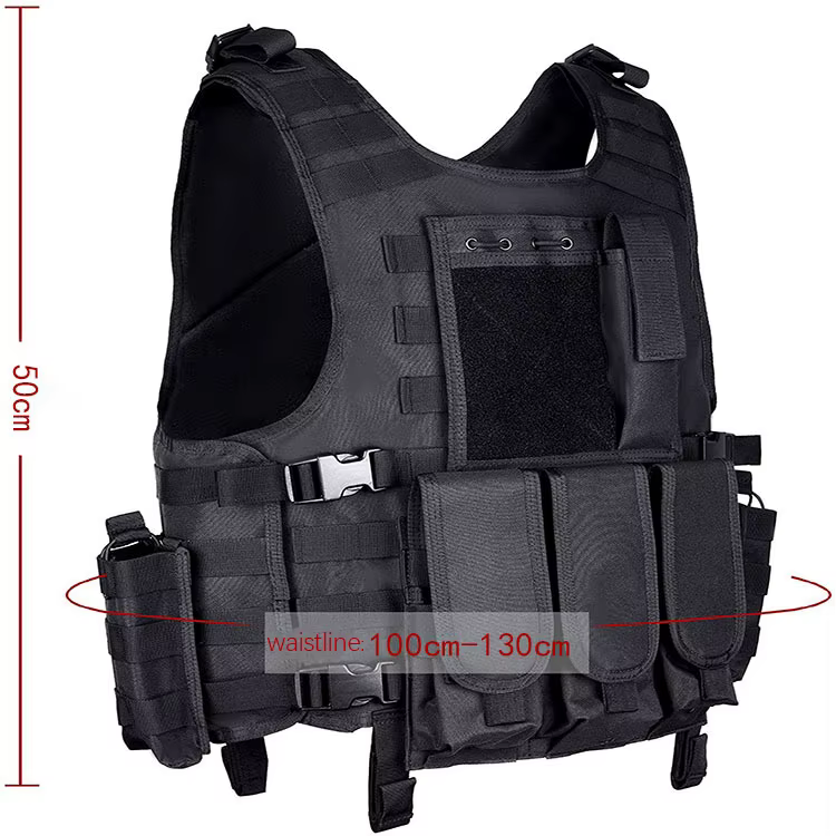 Chaleco con compartimentos y anclajes para accesorios