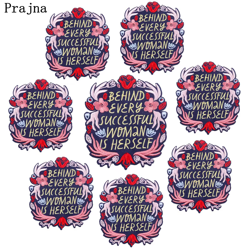 Parches bordados de flores con letras de dibujos animados