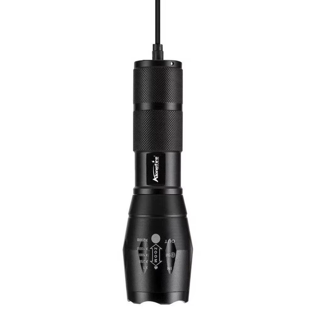 Linterna LED naranja con zoom telescópico para exteriores - imagen 3