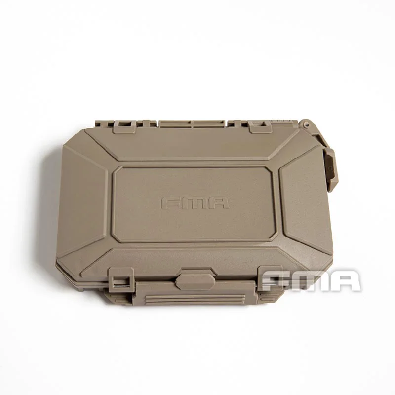 Detalle del compartimento y correas MOLLE