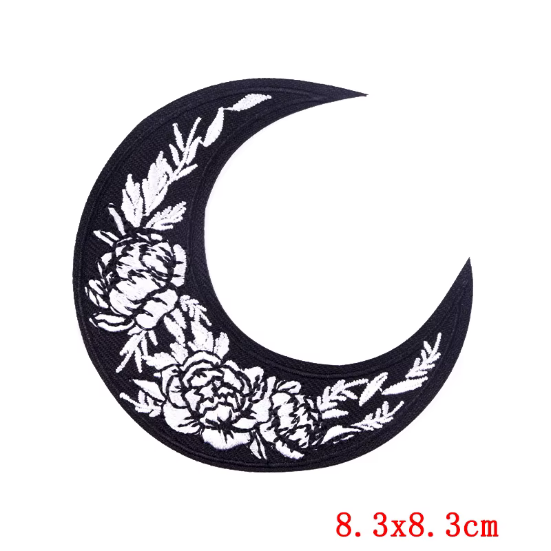 Set de 10 parches bordados con diseños de Luna