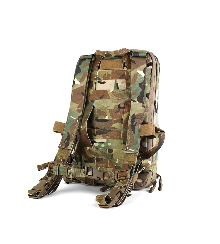 Detalle del equipo de pecho para airsoft PK02