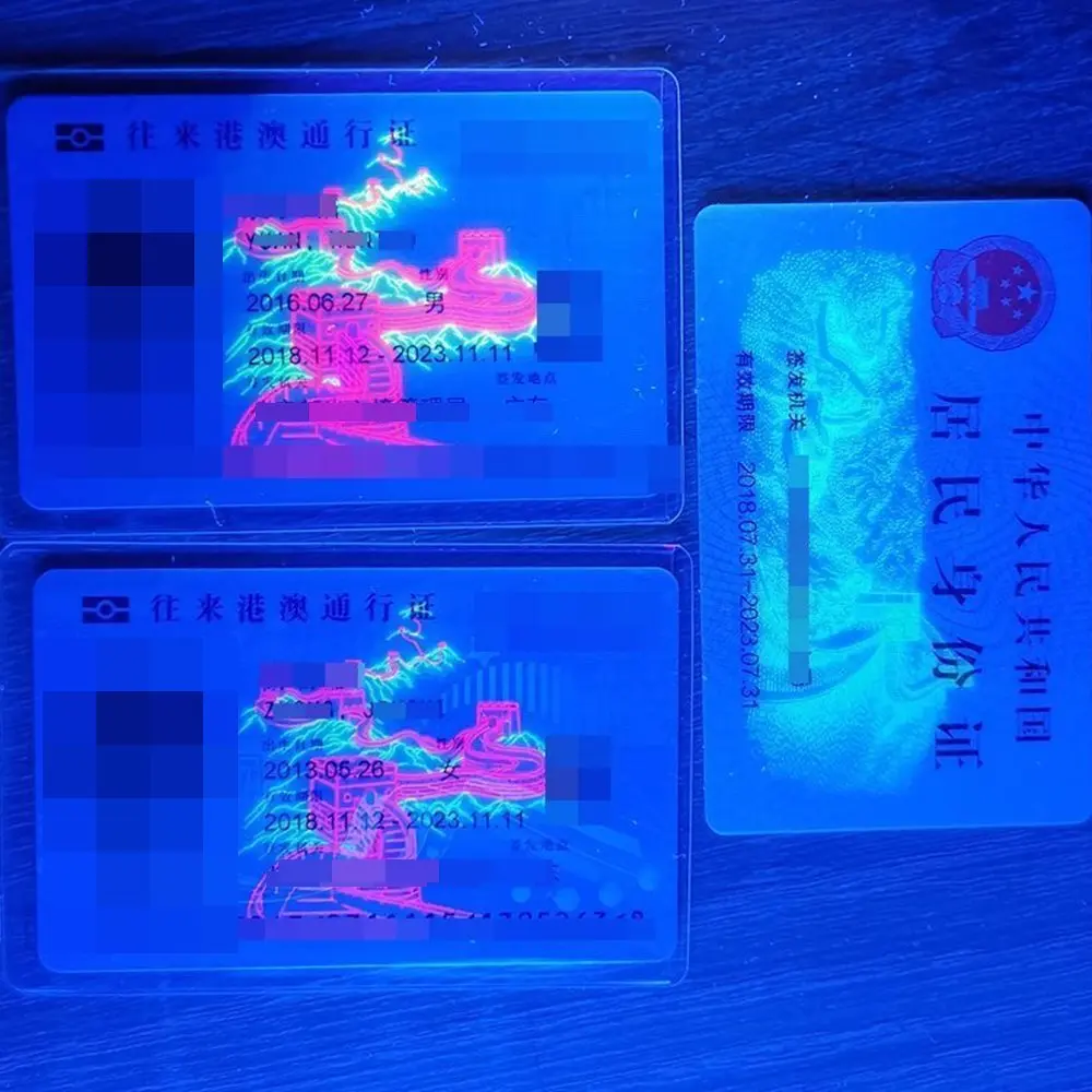 Luz UV para revisar superficies