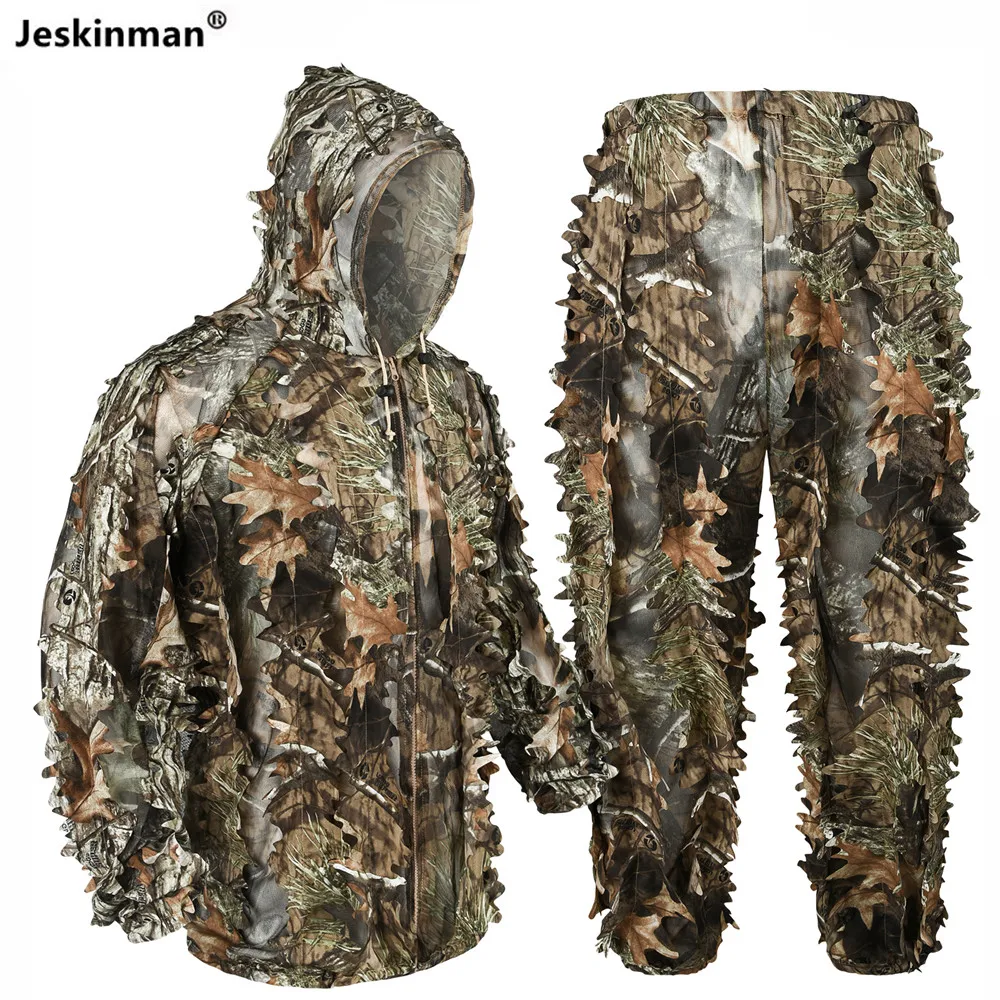 Vista frontal del traje Ghillie Jeskinman con camuflaje de árbol