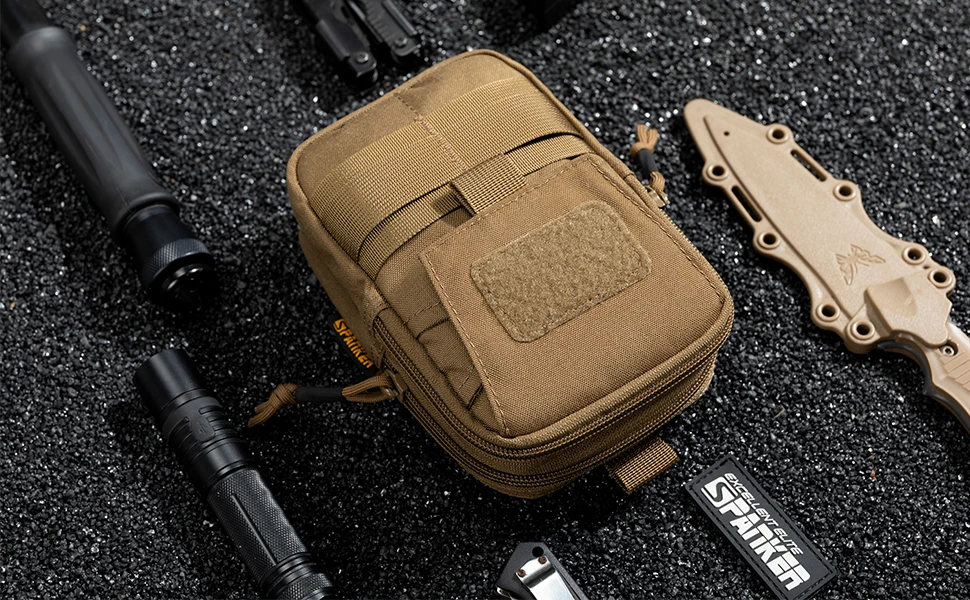 Bolsa táctica Molle vista frontal con sistema de enganches