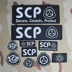 Mochila táctica con parches reflectantes y logo flecha – SCP Natural
