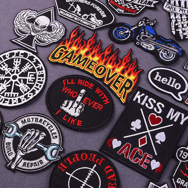 Parches bordados punk para chaqueta con calavera y planchado - imagen 4
