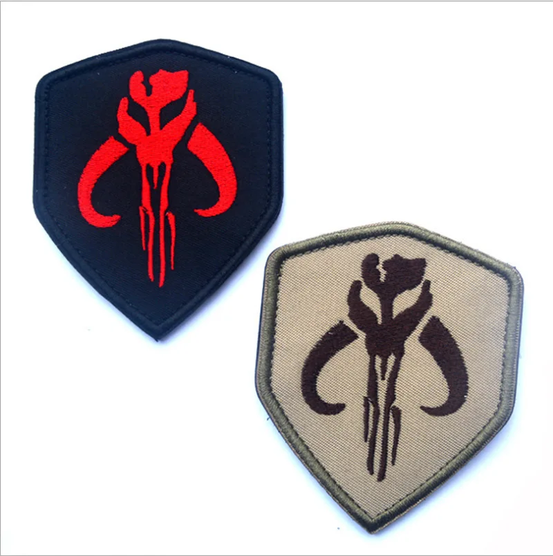 Parche aplicado en una mochila de senderismo