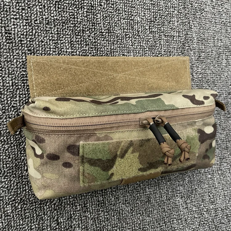 Bolsillo abdominal colgante en diseño Multicam