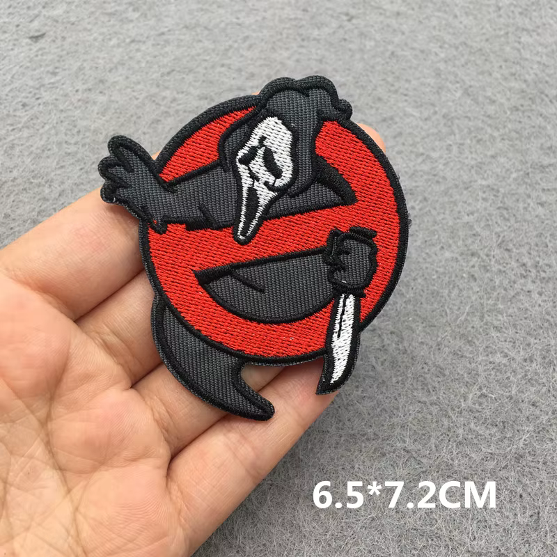 Parche termoadhesivo bordado corazón rojo – Insignia para coser o planchar - imagen 2