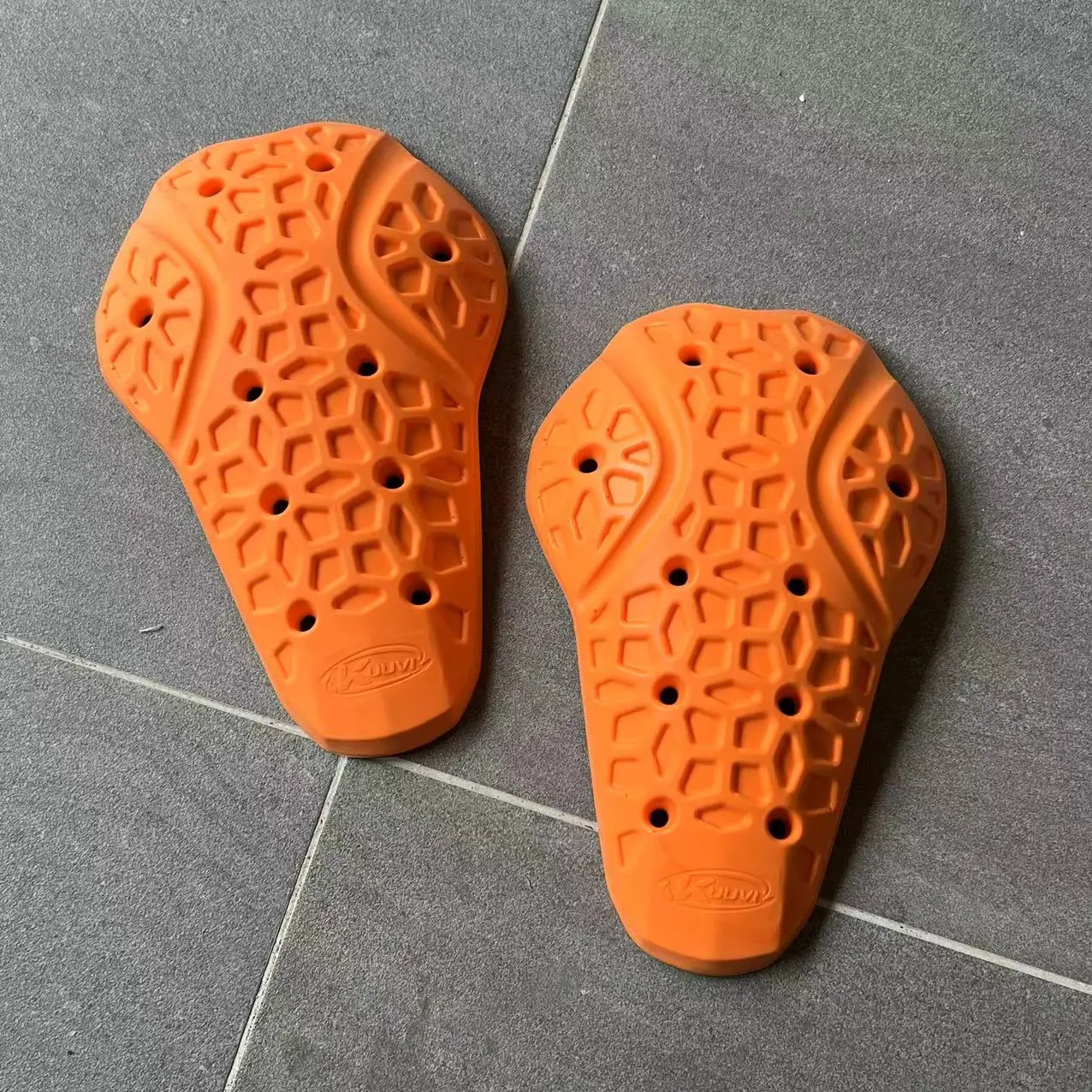 Protección de rodilla para movimientos frecuentes