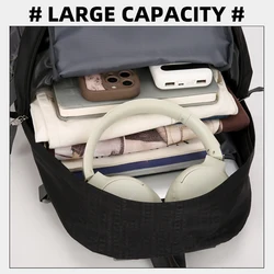 Mochila táctica impermeable MOLLE con panel ventilado para trekking
