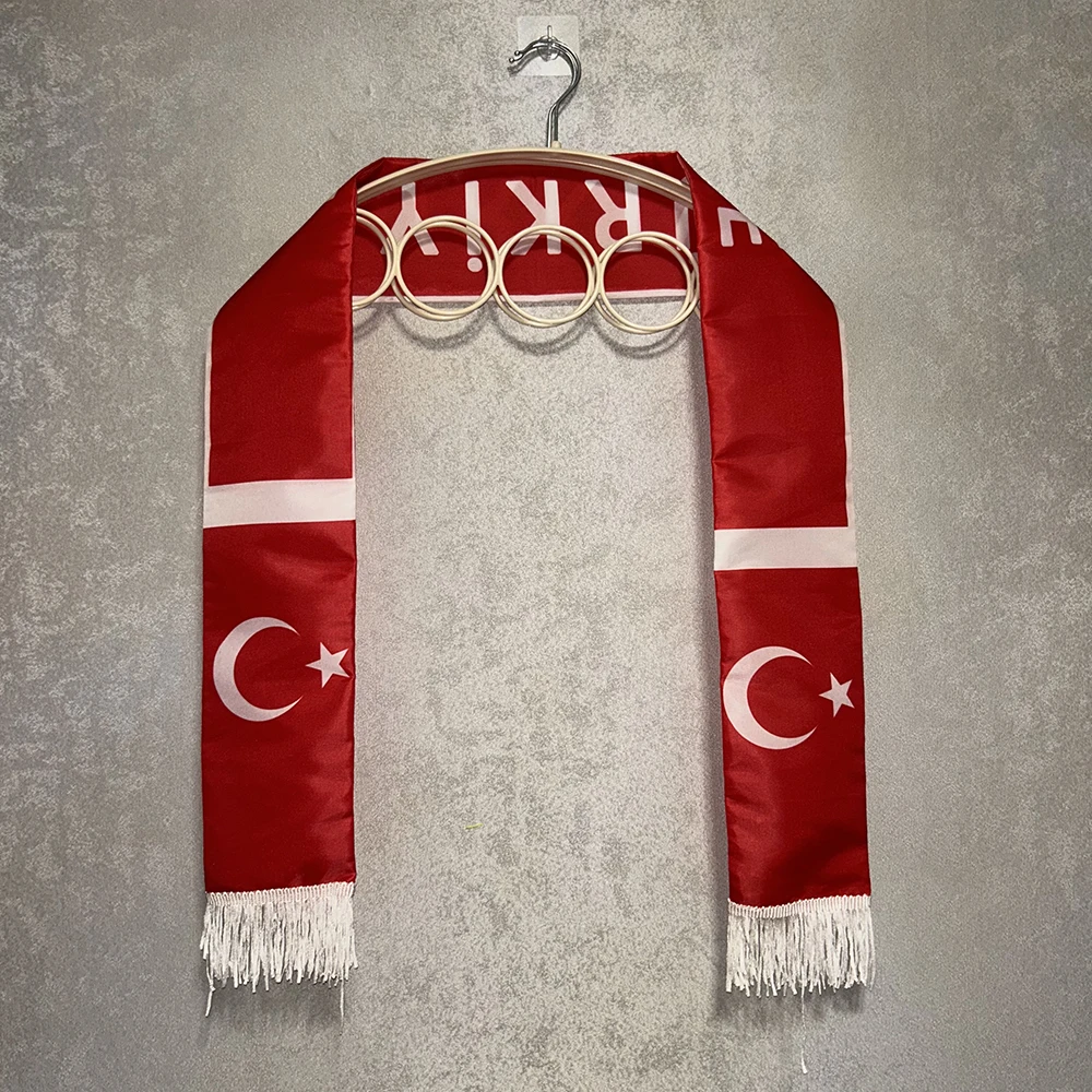 Bufanda de Turquía satén estampada doble cara con borlas para fútbol - imagen 2
