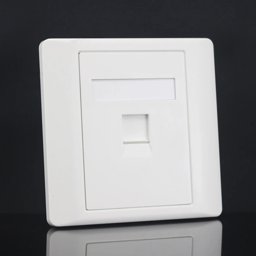 Placa frontal de pared blanca