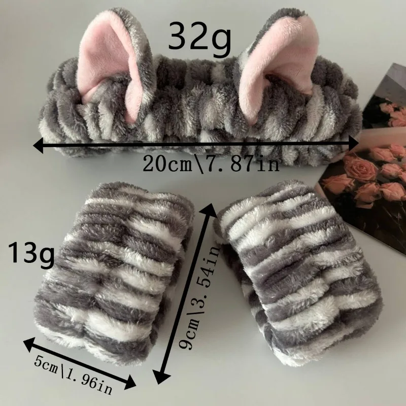 Orejas de gato en relieve para un estilo divertido