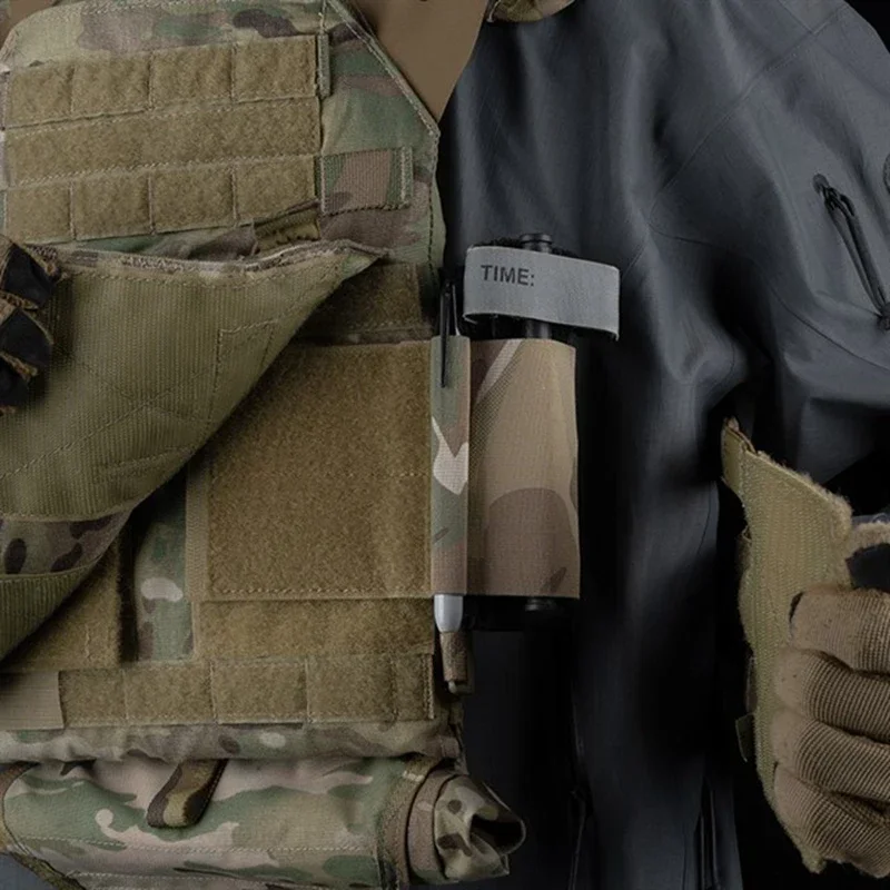 Vista lateral del accesorio para llevar en plate carrier
