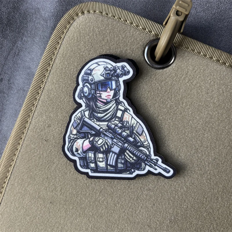 Parche táctico pistola 9mm – Insignia gancho y bucle - imagen 3