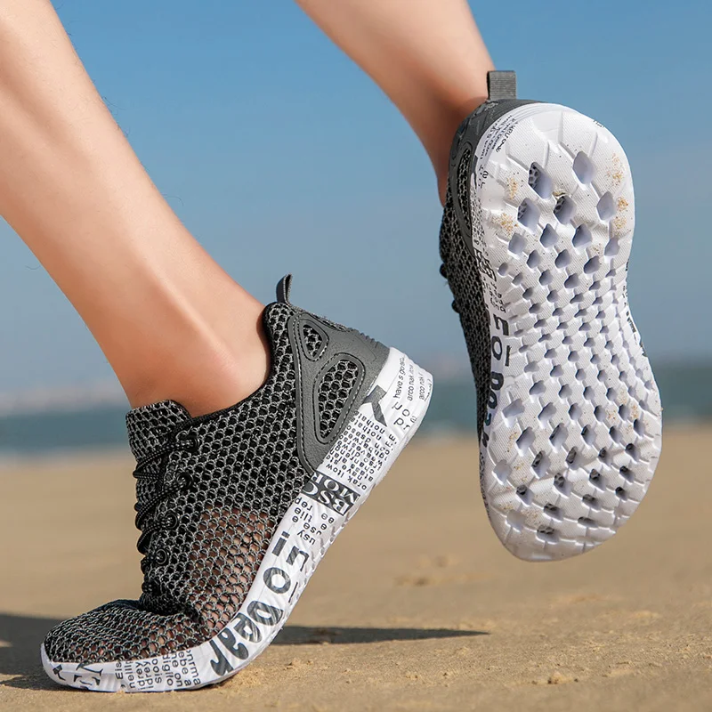 Zomer zapatillas acuáticas transpirables de malla con espuma