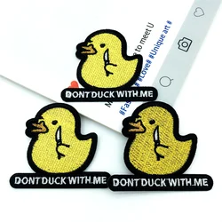 Parche tactico pato amarillo bordado con Velcro