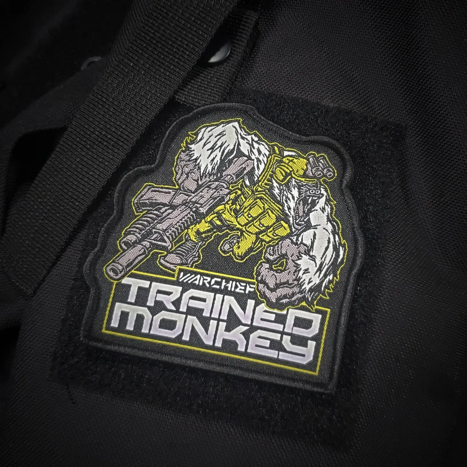 Parche velcro mono entrenado – insignia táctica para MOLLE - imagen 4