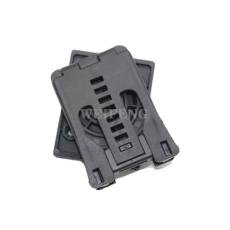 Vista frontal de la funda Kydex con clip de cintura