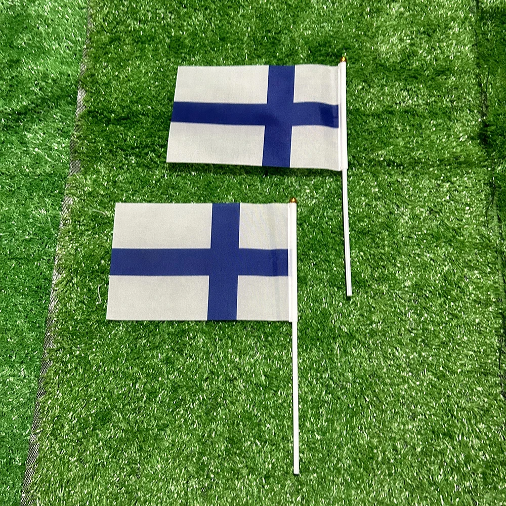 Bandera de mano Finlandia ondeante con asta de soporte – Outdoor - imagen 4
