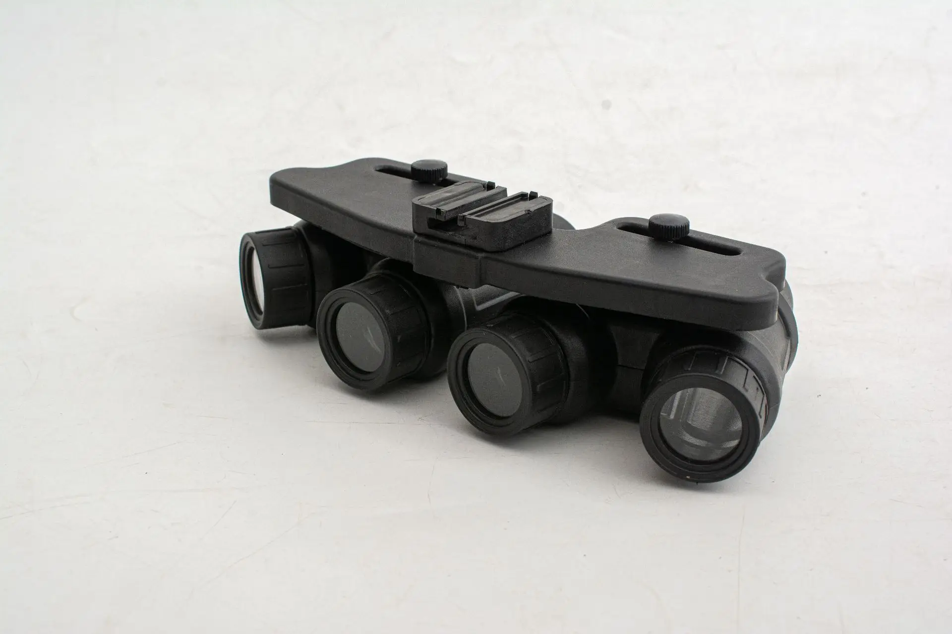 Equipo táctico binoculares PVS-18 GPNVG18 visión nocturna