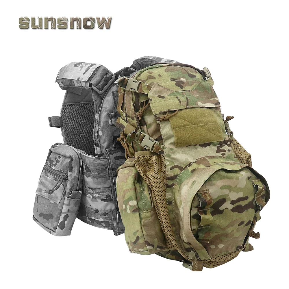 Mochila táctica para exteriores con bolsa casco y sistema hidratación - imagen 4