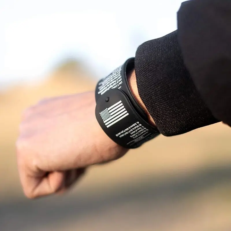 Pulsera táctica guía de emergencia para airsoft y paintball - imagen 4