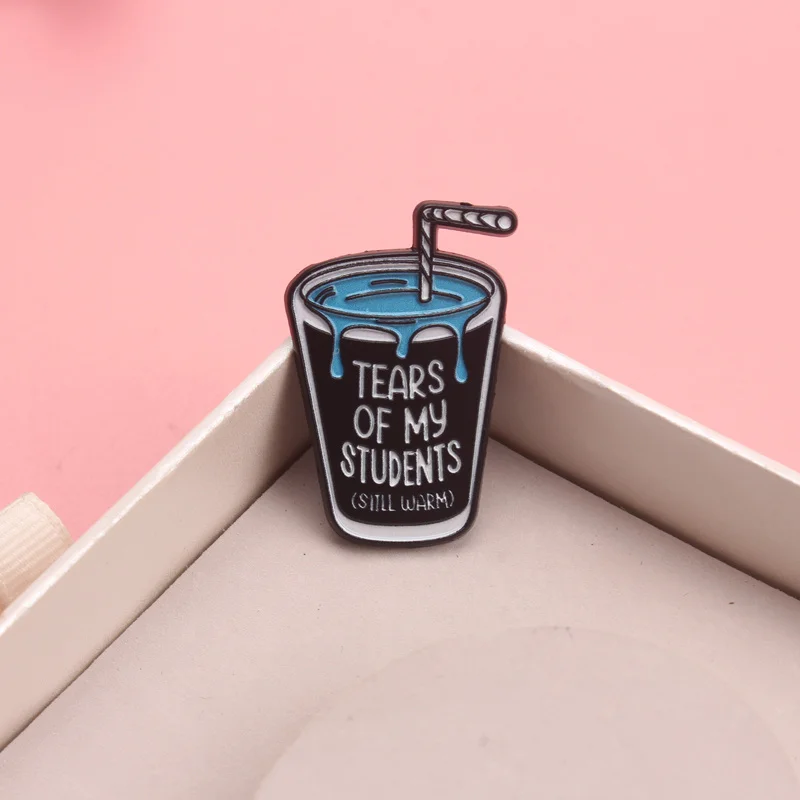 Pin esmaltado vintage con frase Lágrimas de mis alumnos – Broche - imagen 5