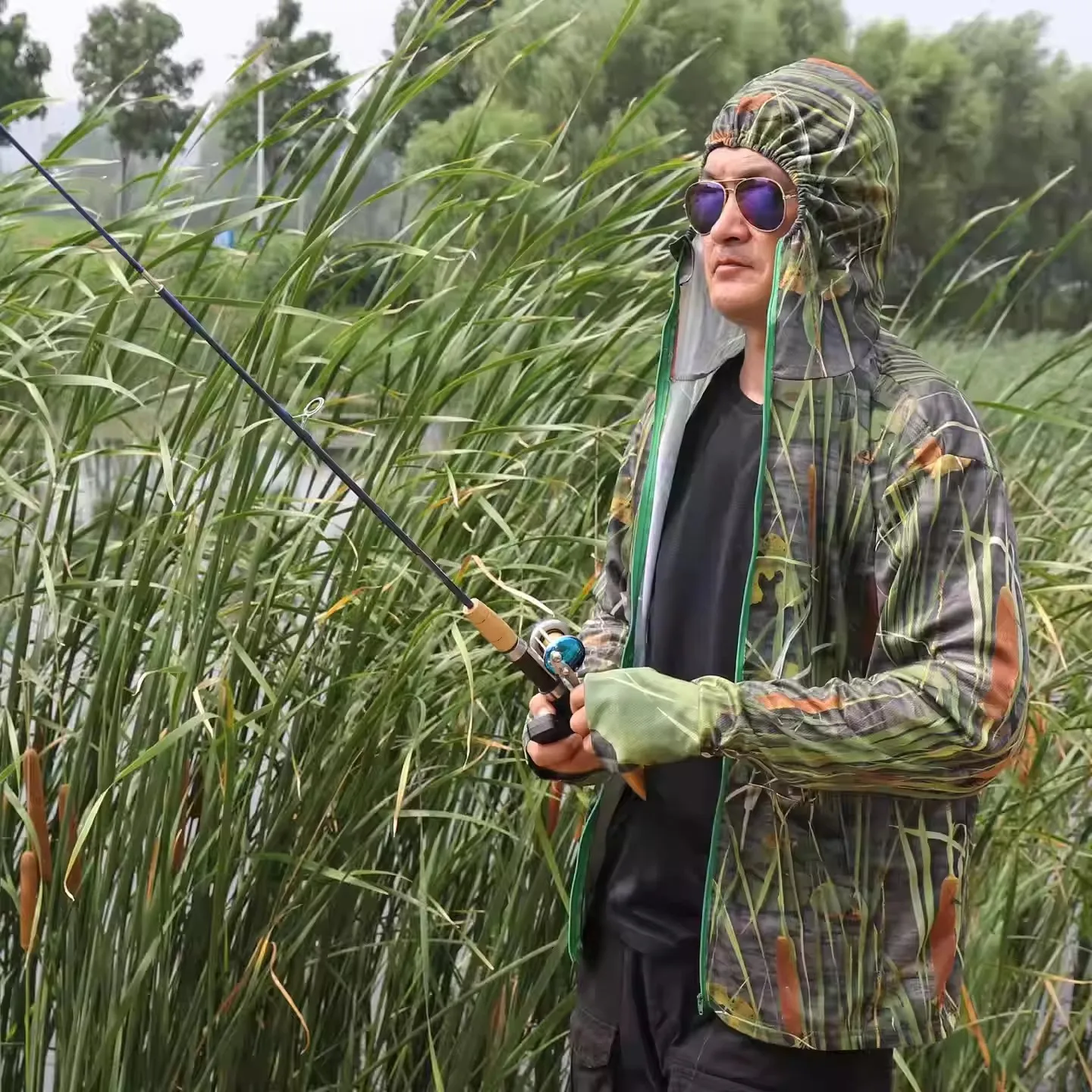 Sudadera outdoor ultraligera capucha cremallera – Protección solar hombre - imagen 5