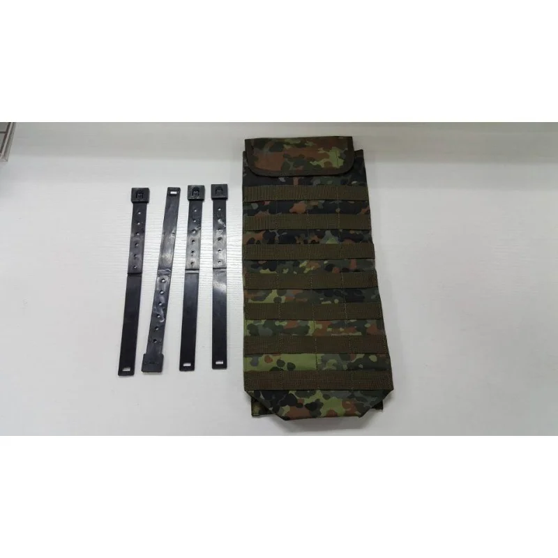 Bolsa de agua DeBan KSK Equipment para hidratación táctica
