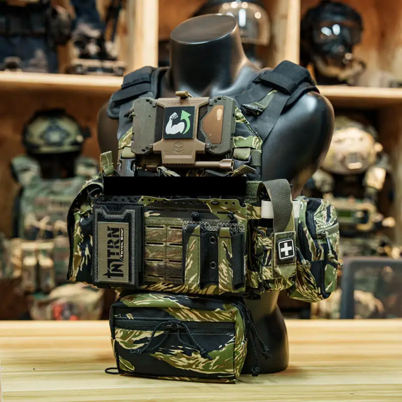 Detalle de módulos y panel MOLLE