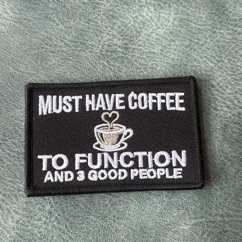 Parche táctico bordado frase café para funcionar – gancho y bucle - imagen 2